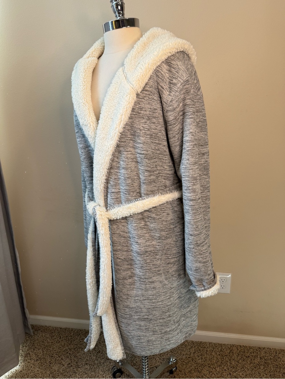 UGG Portola Cream Sherpa Hoodie Robe Size XL Soft Ivory Fleece - Picture 6 of 15